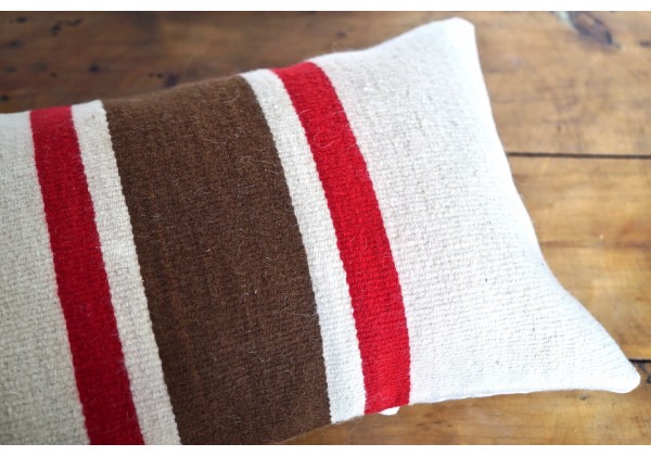 El Dokuma Yün Kırlent 'klasik çizgi'