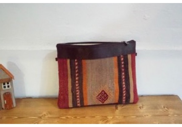 Kilim Clutch / El Çantası